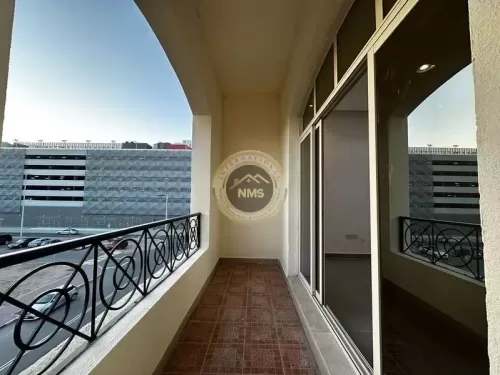 Residential Ready Property 1 Bedroom U/F Apartment  for rent in Abu Dhabi #59867 - 1  image 