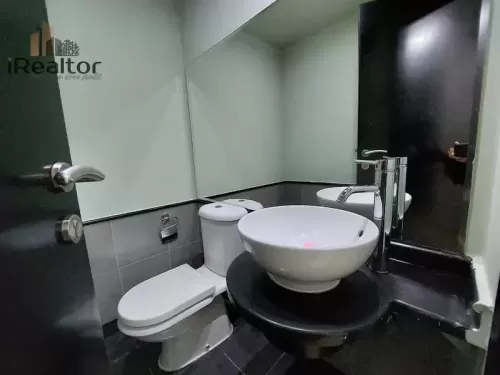 Residential Ready Property 3 Bedrooms U/F Apartment  for rent in Abu Dhabi #60058 - 1  image 