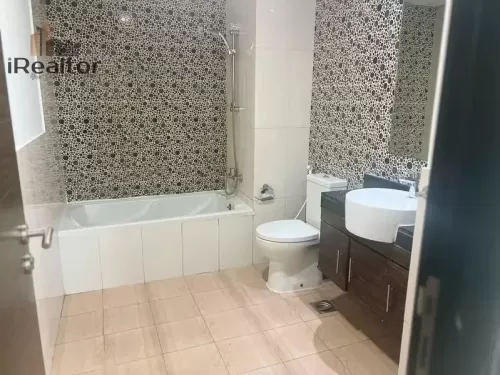 Residential Ready Property 1 Bedroom U/F Apartment  for sale in Abu Dhabi #60065 - 1  image 