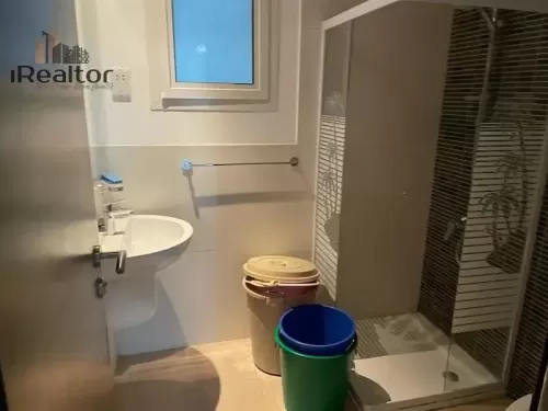 Residential Ready Property 1 Bedroom U/F Apartment  for rent in Abu Dhabi #60066 - 1  image 