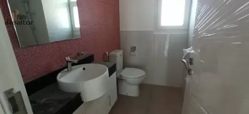 Residential Ready Property Studio U/F Apartment  for rent in Abu Dhabi #60080 - 1  image 