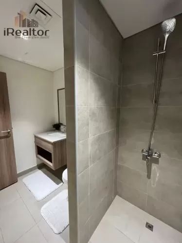 Residential Ready Property 3 Bedrooms U/F Apartment  for sale in Abu Dhabi #60081 - 1  image 