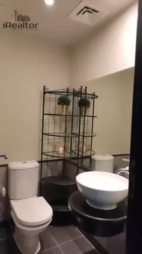 Residential Ready Property 3 Bedrooms U/F Apartment  for sale in Abu Dhabi #60116 - 1  image 