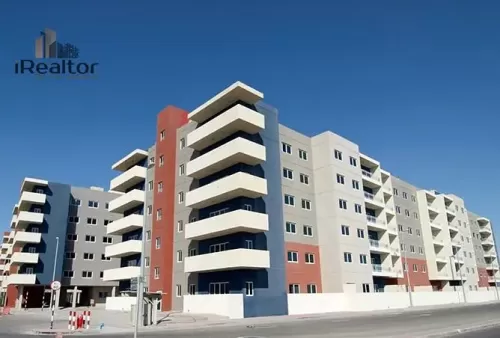 Residential Ready Property 1 Bedroom U/F Apartment  for sale in Abu Dhabi #60193 - 1  image 