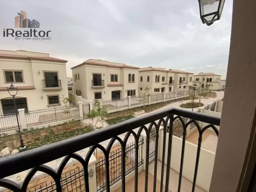 Residential Ready Property 3 Bedrooms U/F Townhouse  for sale in Abu Dhabi #60214 - 1  image 
