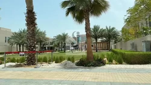 Residential Ready Property 4 Bedrooms U/F Standalone Villa  for sale in  Bur Dubai , Dubai #60321 - 1  image 