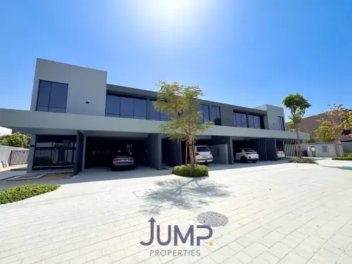 Residential Ready Property 4 Bedrooms U/F Townhouse  for sale in  Bur Dubai , Dubai #60379 - 1  image 