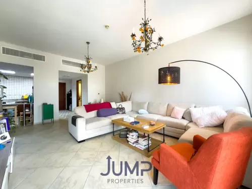 Residential Ready Property 2 Bedrooms F/F Apartment  for rent in  Bur Dubai , Dubai #60391 - 1  image 